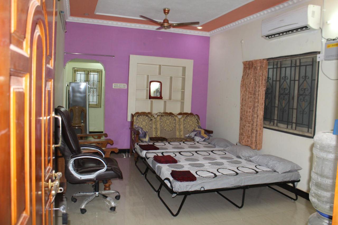 Centaurus Homestay Near Trichy Airport Tiruchirappalli Екстер'єр фото